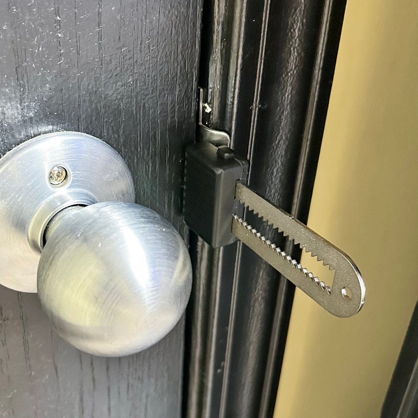 QuickJam Universal Portable Door Blocker